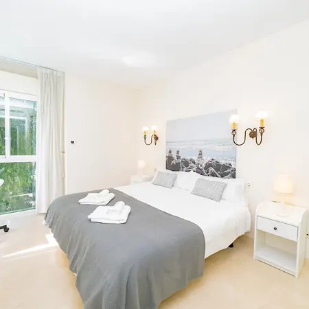 Cubo's Carib Playa In Marbella&parking *