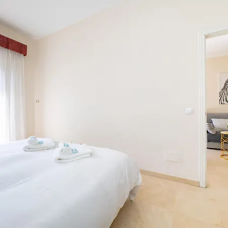 Cubo's Carib Playa In Marbella&parking *