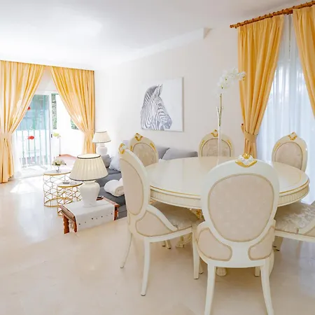 Cubo's Carib Playa In Marbella&parking Apartment Marbella